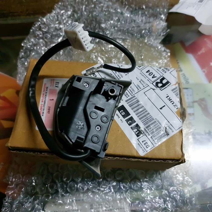 Tombol audio stir Ertiga (Beige) original star