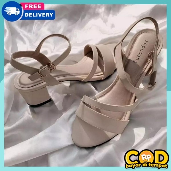 Sendal Wnita Hils Cewe Cantik Casual High Hils Ibuibu Terlaris Kerja Wanita Branded Import Batam Hee