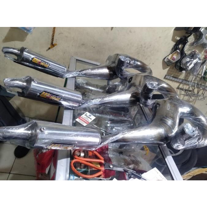 :<:<:<:<] Knalpot racing vespa buang kanan merk w one