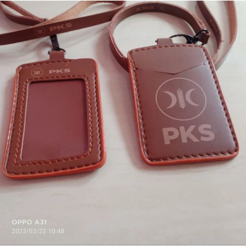 

HOLDER KALUNG ID CARD LOGO PARTAI PKS COKLAT BEST QUALITY PREMIUM
