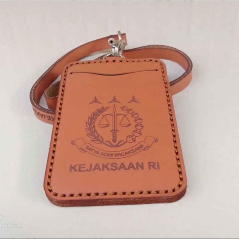 

HOLDER KALUNG ID CARD LOGO KEJAKSAHAN KULIT ASLI COKLAT BEST QUALITY PREMIUM