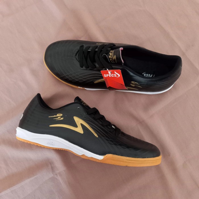SEPATU FUTSAL SPECS INFINITY HITAM GOLD