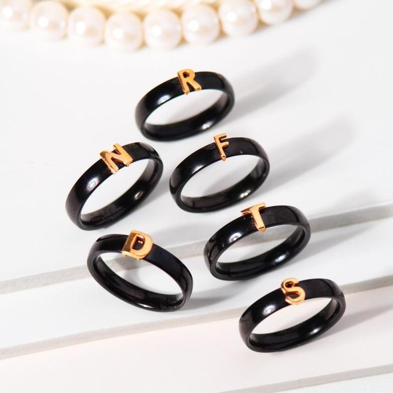 SALE CINCIN KERAMIK FASHION EMAS HURUF A- J ( 8 K ) - TOKO EMAS GADJAH GZS295