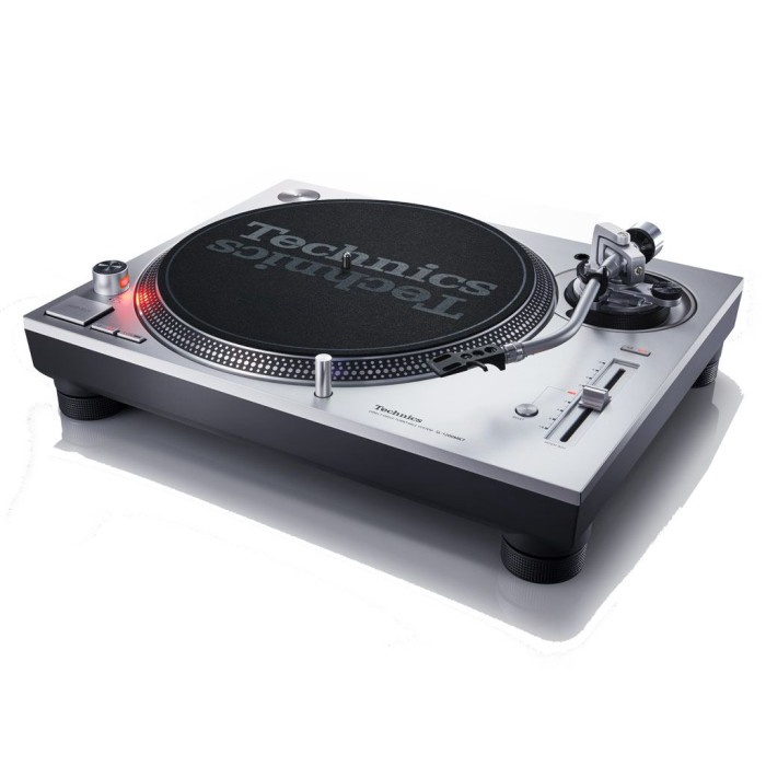 Technics Sl-1200Mk7 Turntable
