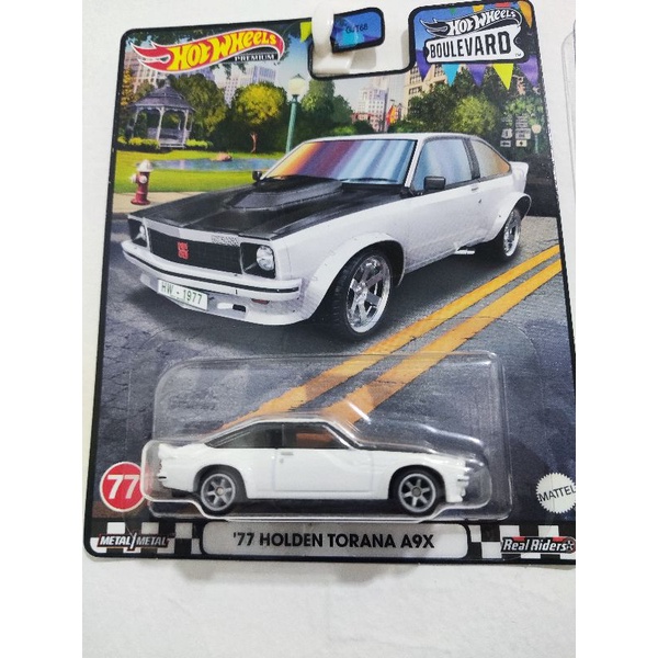 HOT WHEELS PREMIUM - BOULEVARD - '77 HOLDEN TORANA