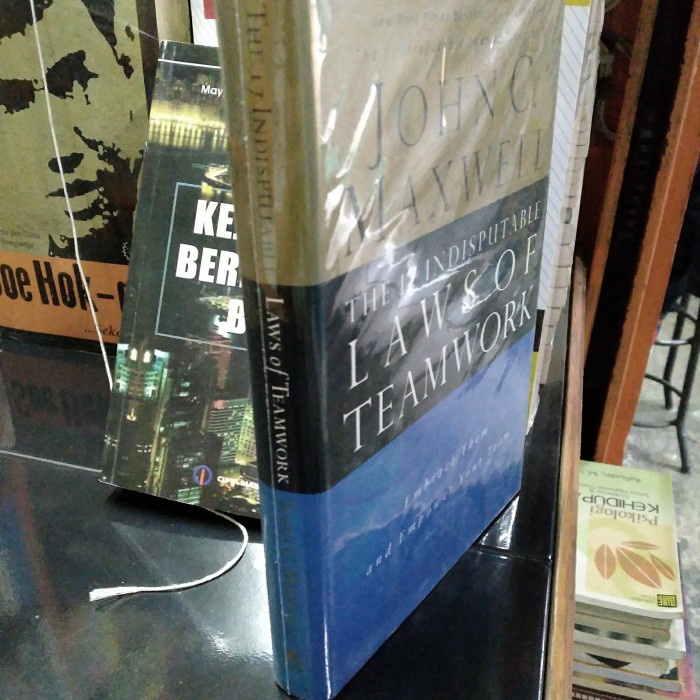HOT SALE THE 17 INDISPUTABLE LAWS OF TEAMWORK. TERMURAH