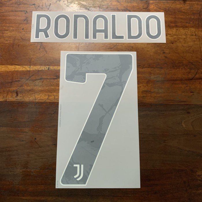 [New] Original 2020 - 2022 Yupentus Home Nameset Ronaldo Utk Jersey Juve Diskon