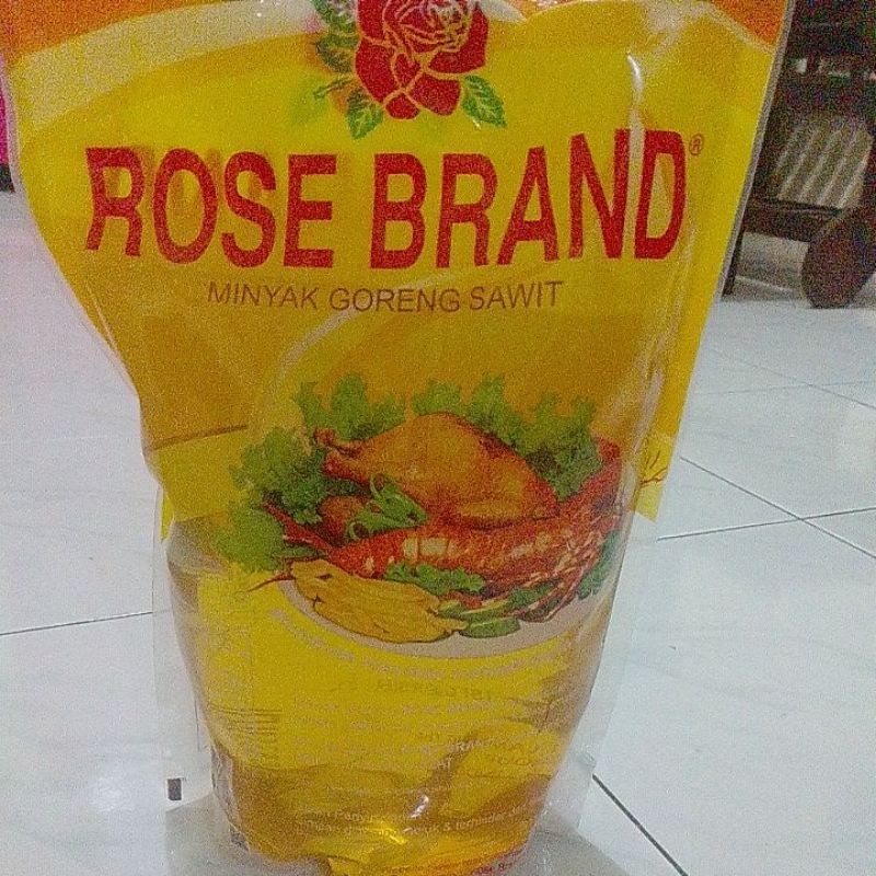 

Rosebrand minyak goreng 2L refil