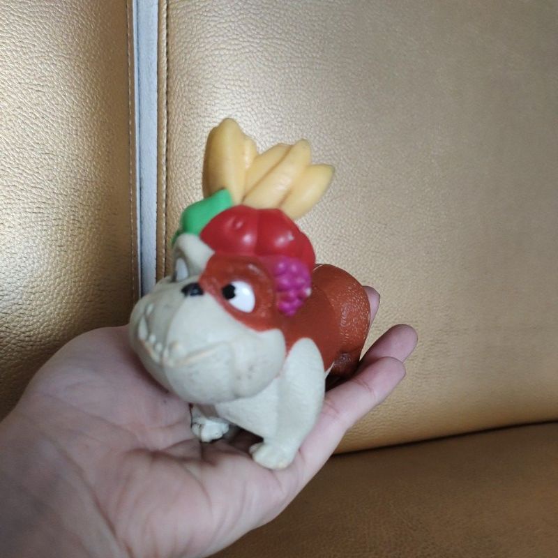 FIGURE RIO LUIZ BULLDOG MAINAN MCD HAPPY MEAL