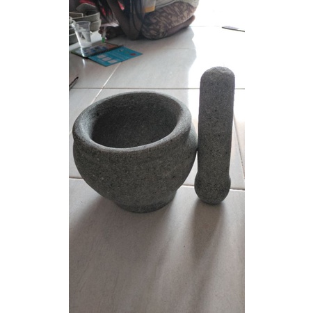 lesung batu model guci