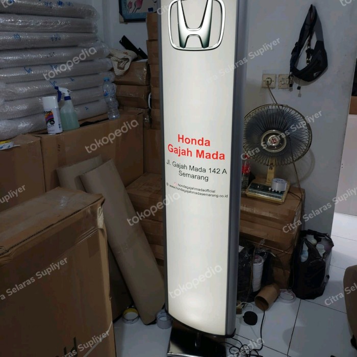 Katlen Rotary Light Box Banner Stand Standing