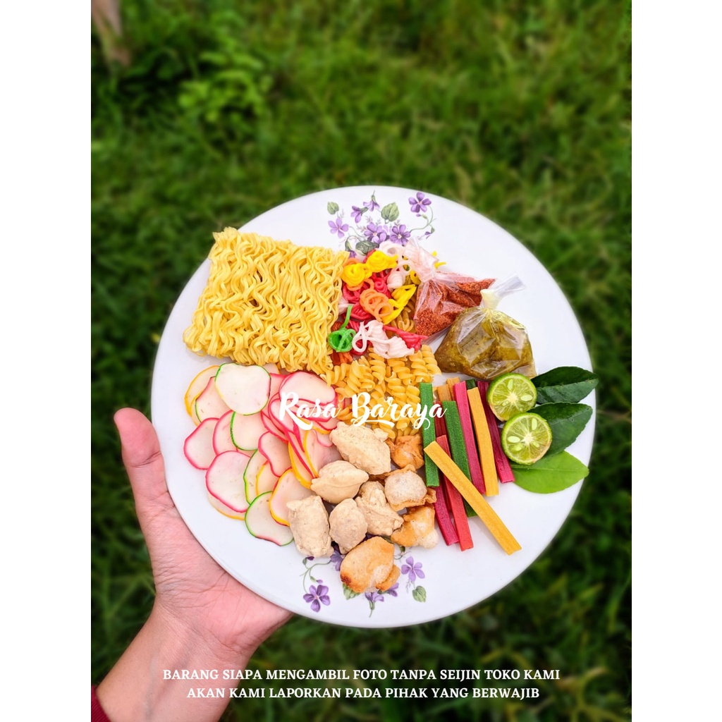 

Keripik Kentang Mustofa 1Kg Khas Bandung Kripik Kentang Kiloan Kentang Kering Mustofa Makanan Ringan