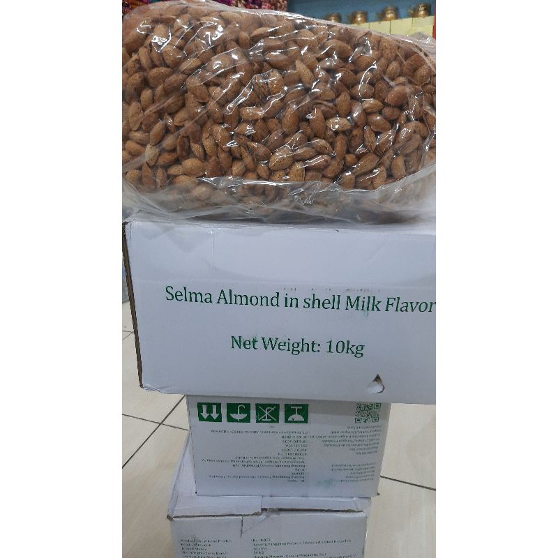 

Kacang Almond Ilk ,1Kg (Exp2025)