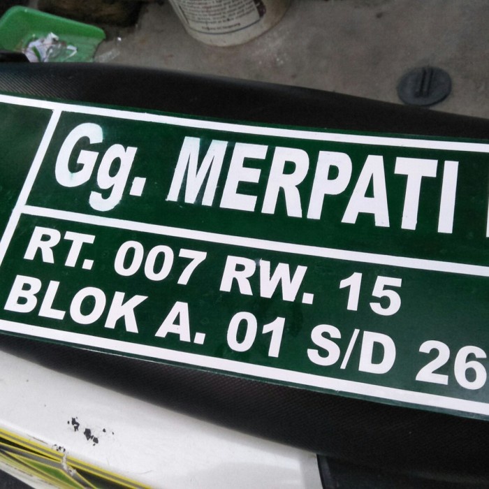 

Plang Nama Jalan Plat Alustik 45 X 20 Cm Berkualitas