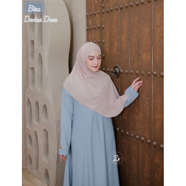 Desvina Dress by zira