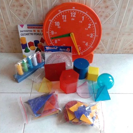 

matematika geometri pemula SD 34 macam