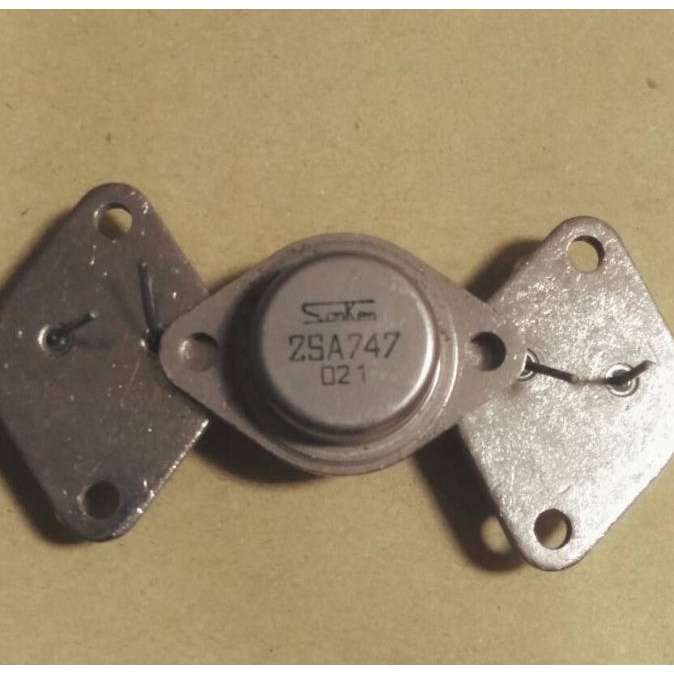 Baru 2SA747 Sanken NOS Genuine
