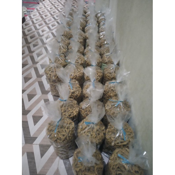 

Keripik Usus renyah gurih dan enak serta tidak ada bau amis hokki snack Non COD
