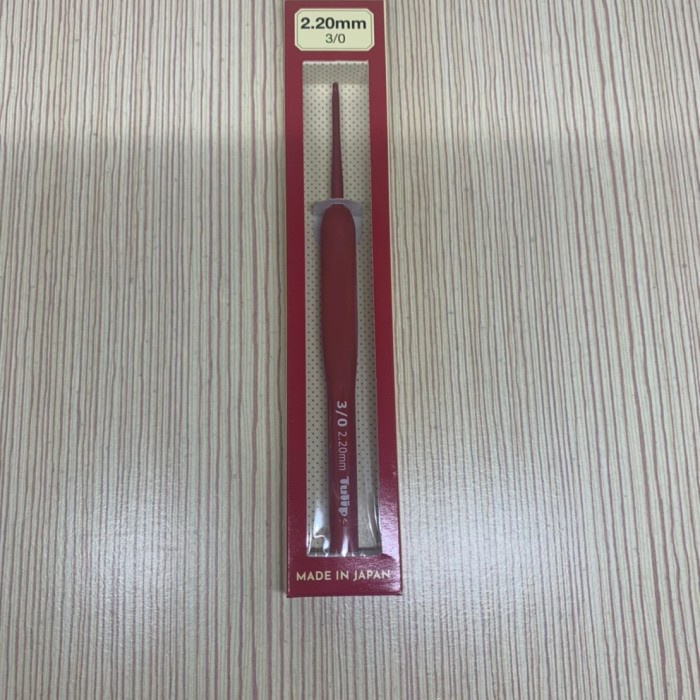 

Tulip Etimo Red crochet Hook 2.20mm