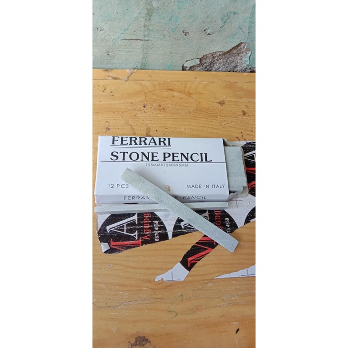 

Kapur Besi Ferrari 1 box isi 12 pcs