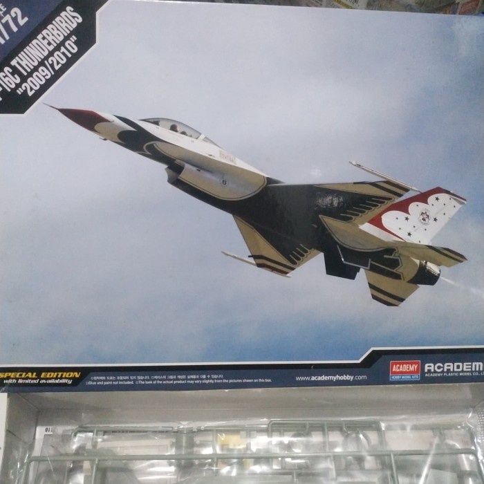 ✅COD Pesawat F-16C Thunderbirds 2009/2010 1/72 Model Kit Academy New Tool Diskon