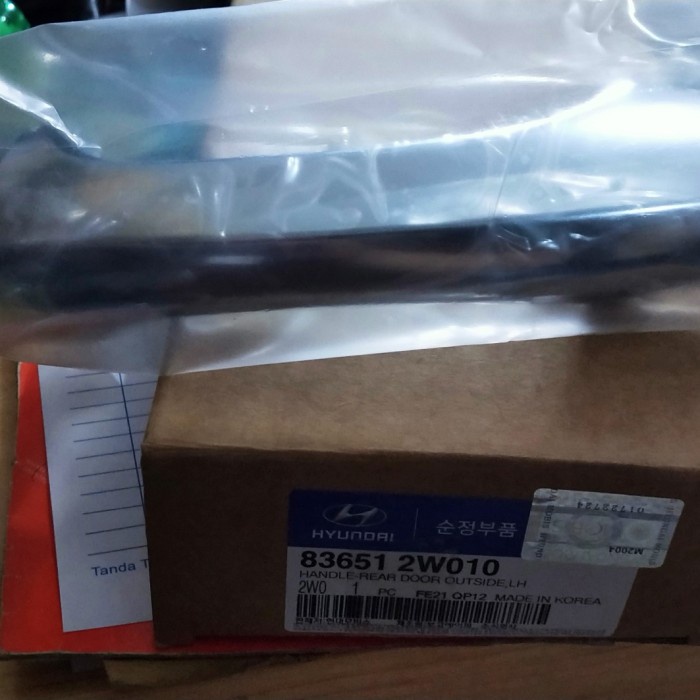 Cod Handle Pintu Luar Tarikan Pintu Hyundai All New Santa Fe Dm 2W010 Kode Ema321