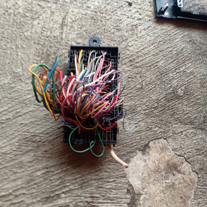 fuse box sekring mobilio original bergaransi familytoko777