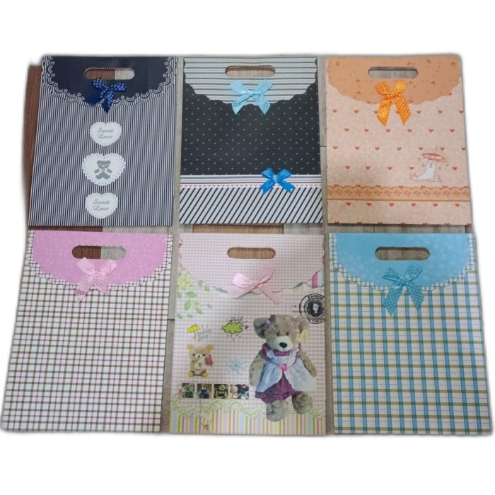 

GIFT BAG SIZE L UKURAN 24CMX32CM