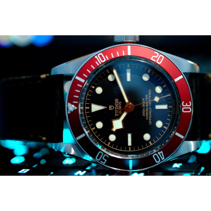 ✨Sale Jam Tudor Blackbay Heritage Red Bisa Gojek