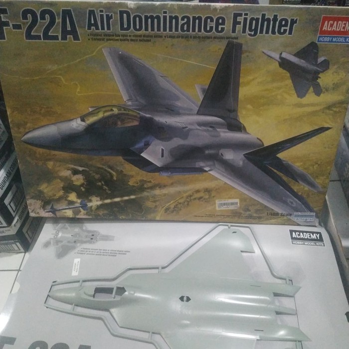 ✨New Pesawat F-22A Raptor 1//48 Academy Model Kit Berkualitas