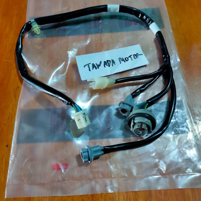 SOKET FITTING LAMPU STOP REM HONDA BEAT NEW BEAT STREET NEW K1A 2020 terbaik