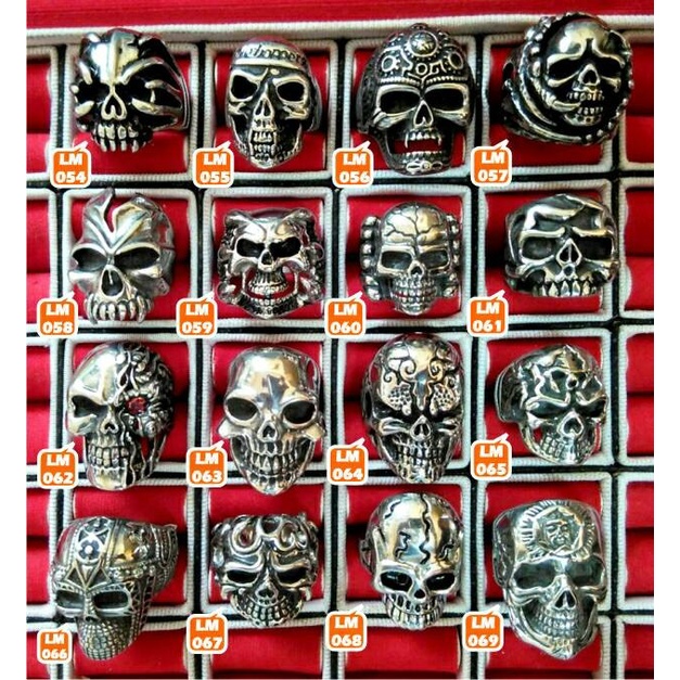 Mei Skull Ring Titanium