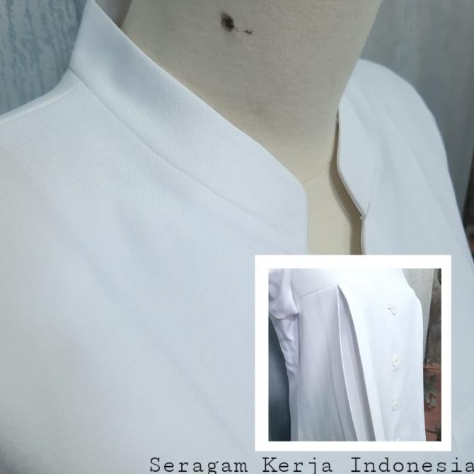 Seragam Kerja Wanita Hamil Atasan Putih Bawahan Dongker