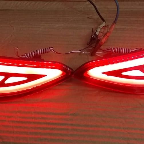 Lampu Bumper Belakang Mobil Honda Hrv