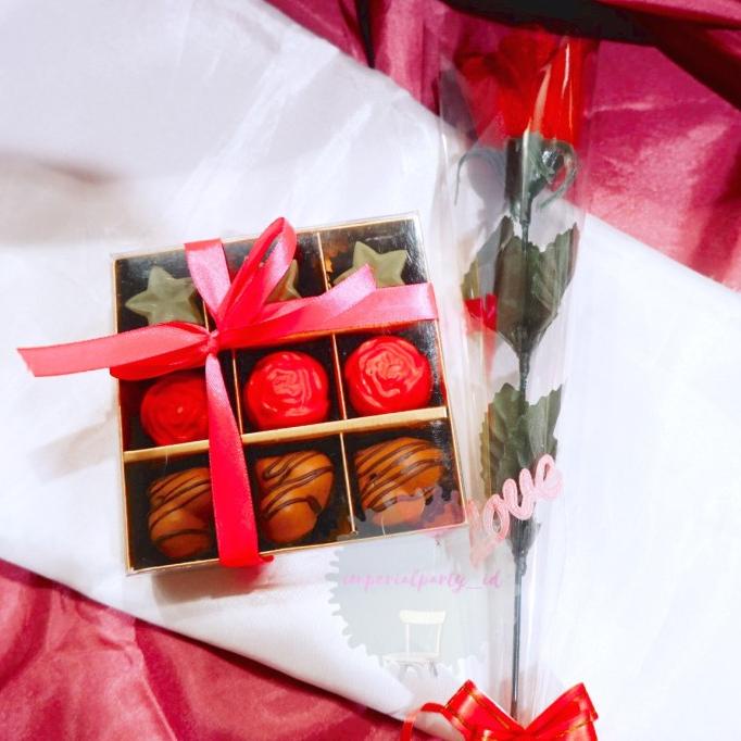 

Terbaik Paket Coklat Valentine Love Hati Isi 9 Dan Bunga Limited Edition