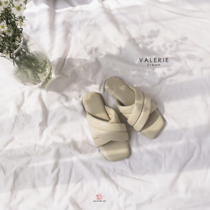 NEW DAMELIA VALERIE SANDAL WANITA