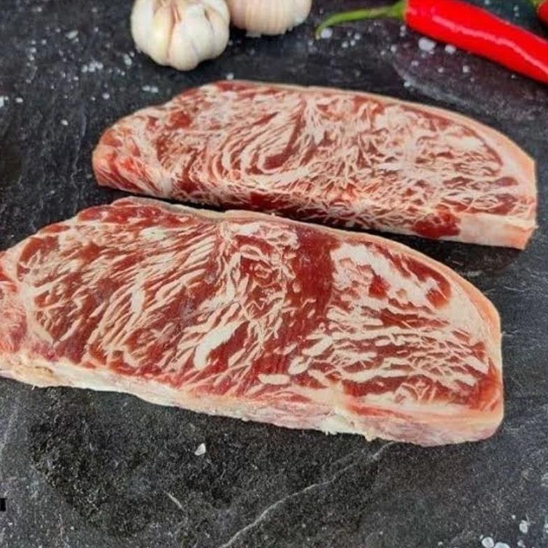 

TREND MONTH BEEF WAGYU SIRLOIN MELTIQUE STEAK 200G PREMIUM (HARGA RESELLER TERMURAH TERBAIK) NEW ARRIVAL DI BULAN INI