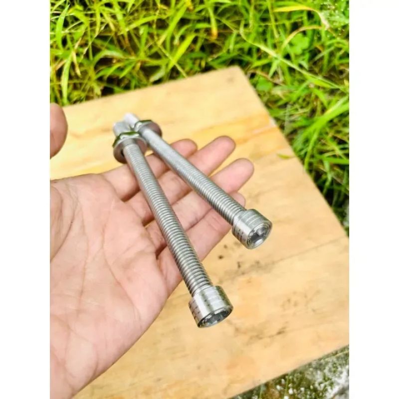 baut pangkon mesin belakang L stainless Tiger Mp Gl /baut pangkon mesin depan MP TIGER GL