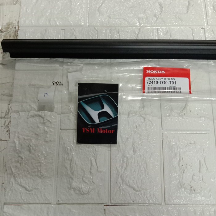 Cod Pelipit Kaca Luar Door Molding Honda Jazz S/Rs Ge8 2008-2012 Kode Ema135
