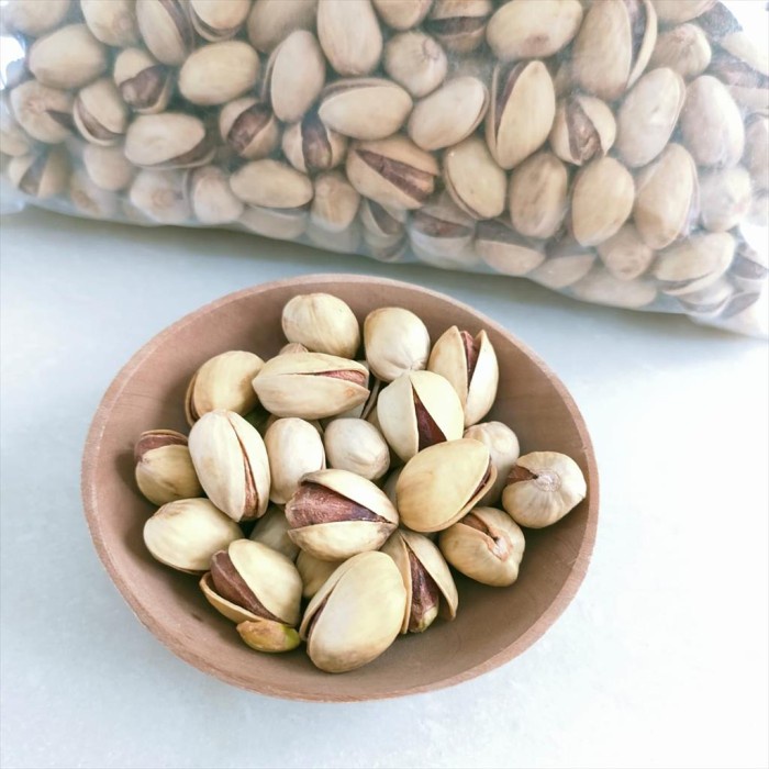 

Kacang Pistachio Panggang Oven Roasted ( Kacang Arab Matang ) 1 KG