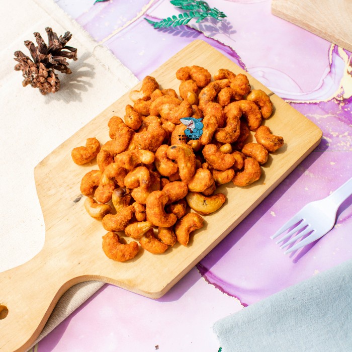 

Kacang Mede Thailand Goreng Super / Cashew Nut 1 KG