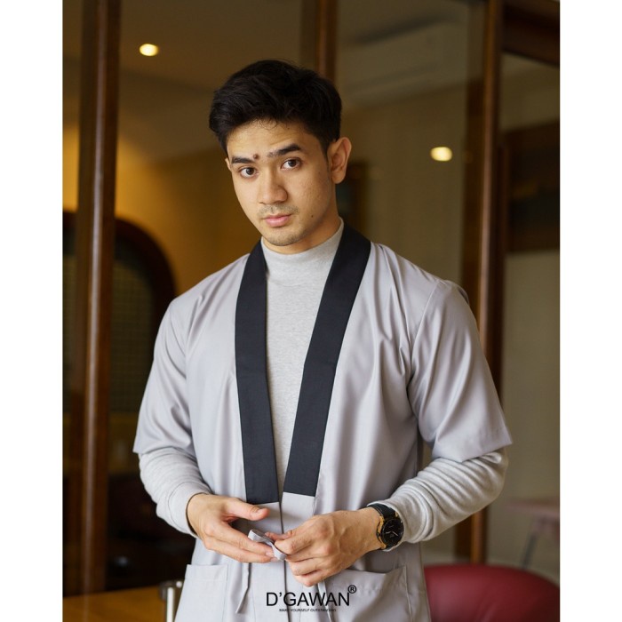 GIN TWO TONE KIMONO SILVER BLACK BY DGAWAN