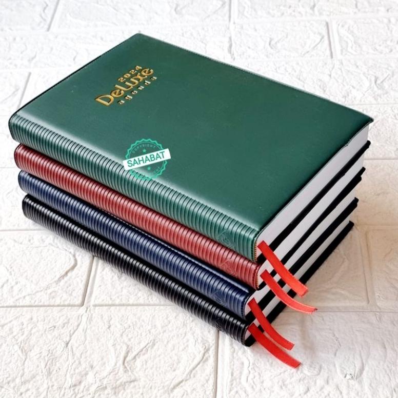 

Terbaru! AGENDA DELUXE TAHUN 2024 TERSEDIA 2 WARNA KERTAS CREAM DAN PUTIH
