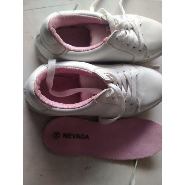 Sepatu anak perempuan branded nevada bubble gummers