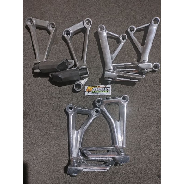 bostep fotstep belakang Honda CBR 650 K15 K45 repro non original semi poles  bostep footstep power s