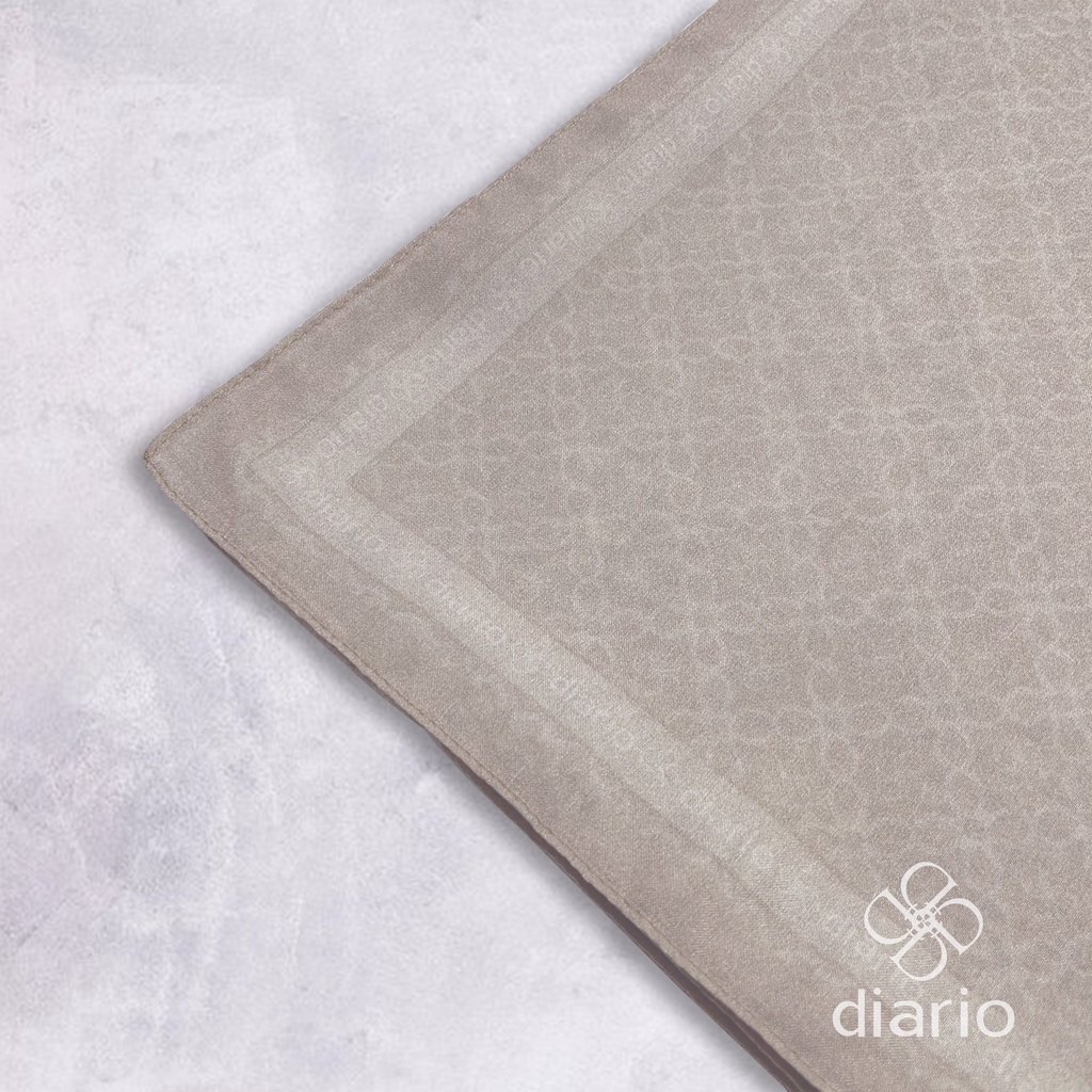 STYLISH HIJAB DAILY Diario - Ultrafine Chelsea Scarf Kerudung Segi Empat