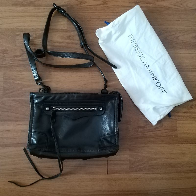 Rebecca Minkoff sling bag preloved (harga nett, no nego)