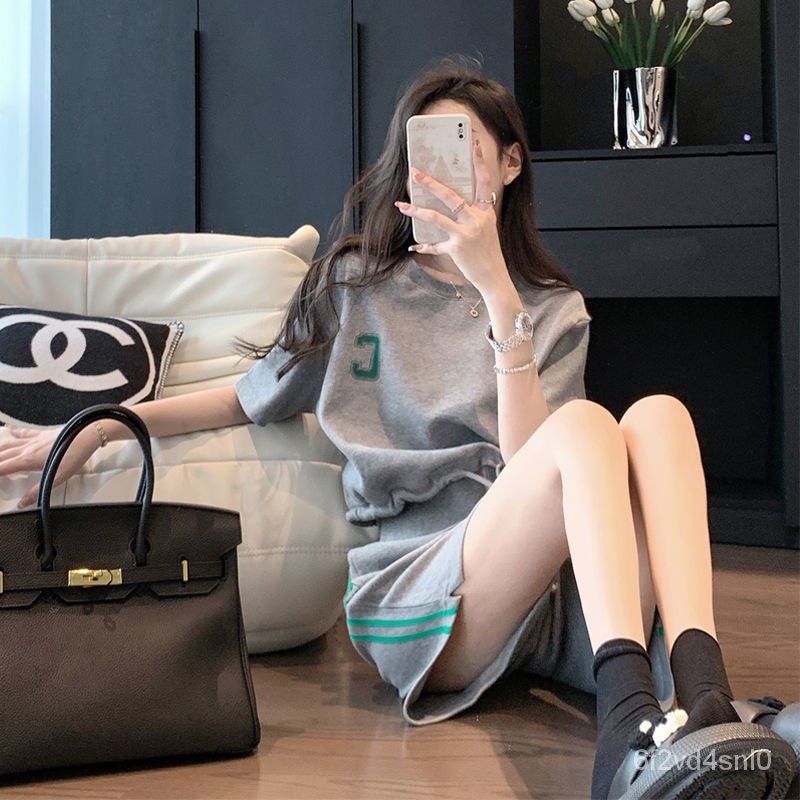 Set Pakaian Olahraga Kasual Wanita, Baju Longgar Kecil Tampak Muda Gaya Barat Baru ModisTSetelan Dua