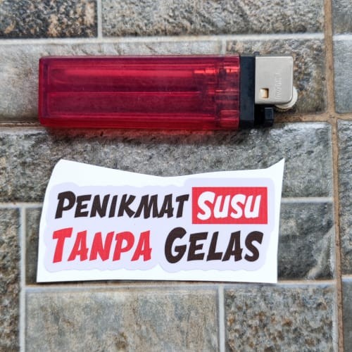 

Terlaris - Stiker Kata Penikmat Susu Tanpa Gelas Humor Lucu Viral Plesetan Meme