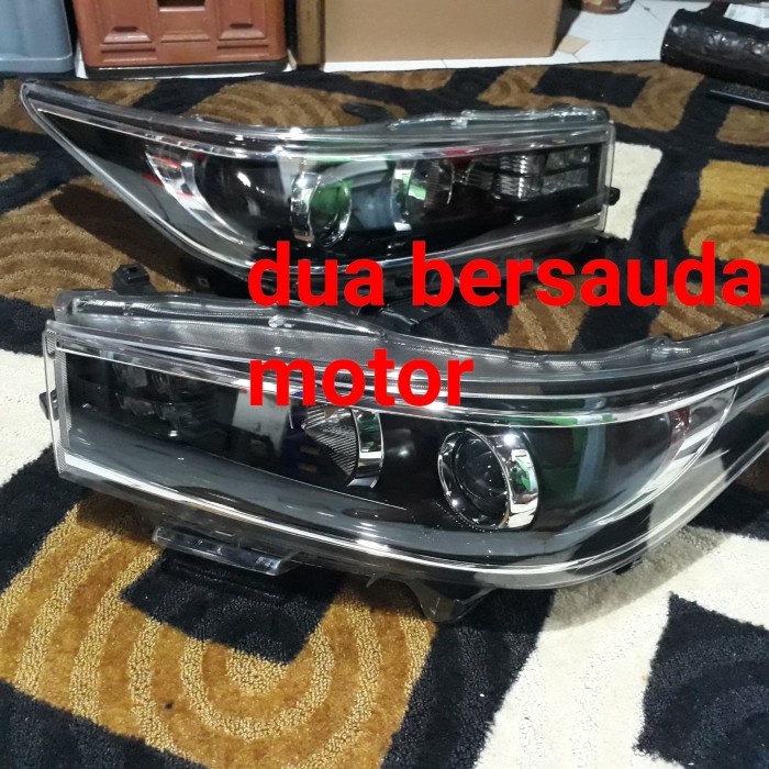 {Second} head lamp inova reborn venturer satu set Diskon